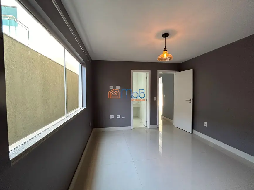 Casa de Condomínio com 4 quartos à venda, 440m2 em Lagoa, Macae - RJ - imagem 7 Foto 7 de Casa de Condomínio com 4 quartos à venda, 440m2 em Lagoa, Macae - RJ