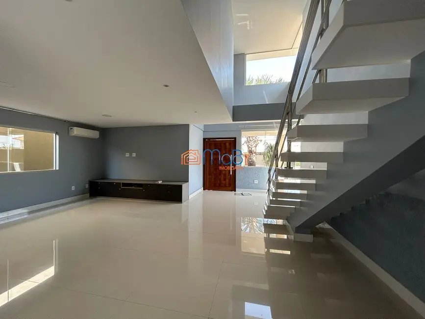 Casa de Condomínio com 4 quartos à venda, 440m2 em Lagoa, Macae - RJ - imagem 3 Foto 3 de Casa de Condomínio com 4 quartos à venda, 440m2 em Lagoa, Macae - RJ