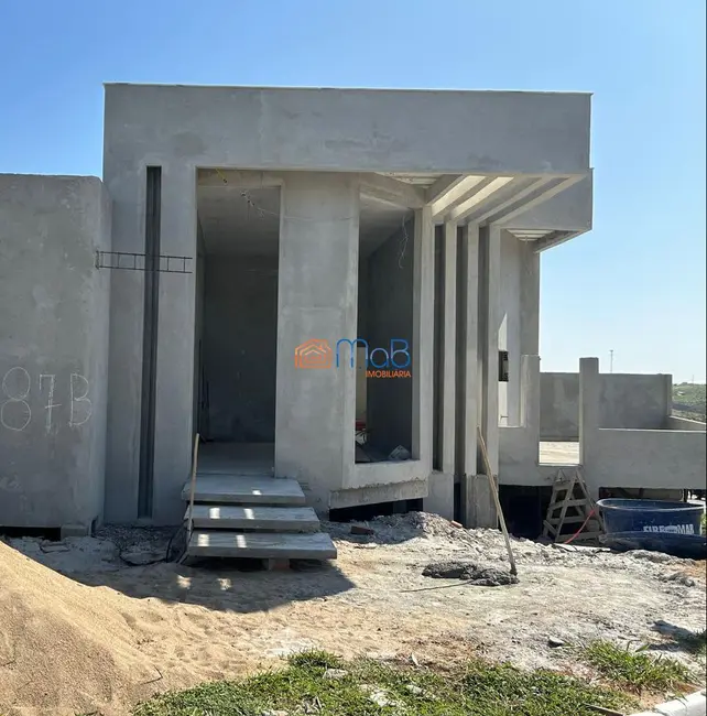 Casa de Condomínio com 3 quartos à venda, 155m2 em Lagoa, Macae - RJ - imagem 3 Foto 3 de Casa de Condomínio com 3 quartos à venda, 155m2 em Lagoa, Macae - RJ
