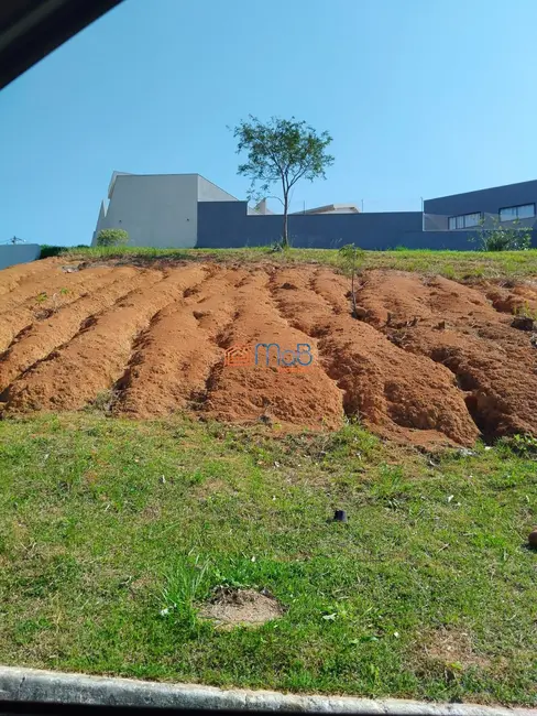 Foto 2 de Terreno / Lote à venda, 300m2 em Lagoa, Macae - RJ