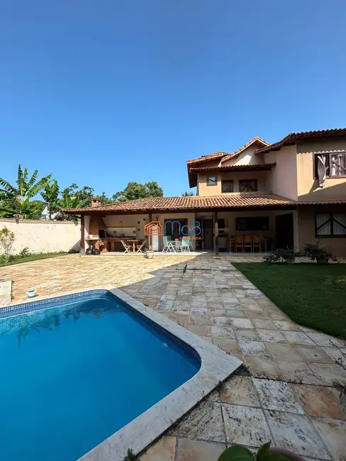 Sobrado com 3 quartos à venda, 242m2 em Lagoa, Macae - RJ - imagem 9 Foto 9 de Sobrado com 3 quartos à venda, 242m2 em Lagoa, Macae - RJ
