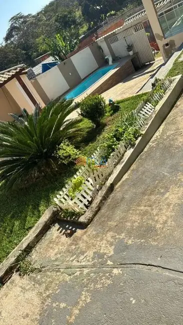 Casa com 3 quartos à venda, 120m2 em Virgem Santa, Macae - RJ - imagem 3 Foto 3 de Casa com 3 quartos à venda, 120m2 em Virgem Santa, Macae - RJ