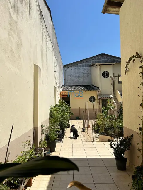 Casa com 13 quartos à venda, 1000m2 em Visconde de Araújo, Macae - RJ - imagem 6 Foto 6 de Casa com 13 quartos à venda, 1000m2 em Visconde de Araújo, Macae - RJ