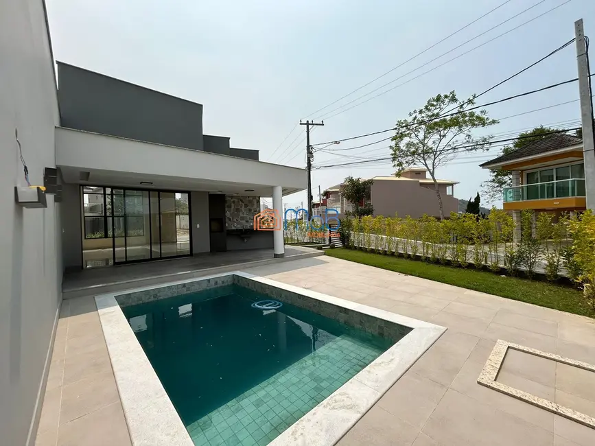 Casa de Condomínio com 4 quartos para alugar, 235m2 em Lagoa, Macae - RJ - imagem 6 Foto 6 de Casa de Condomínio com 4 quartos para alugar, 235m2 em Lagoa, Macae - RJ