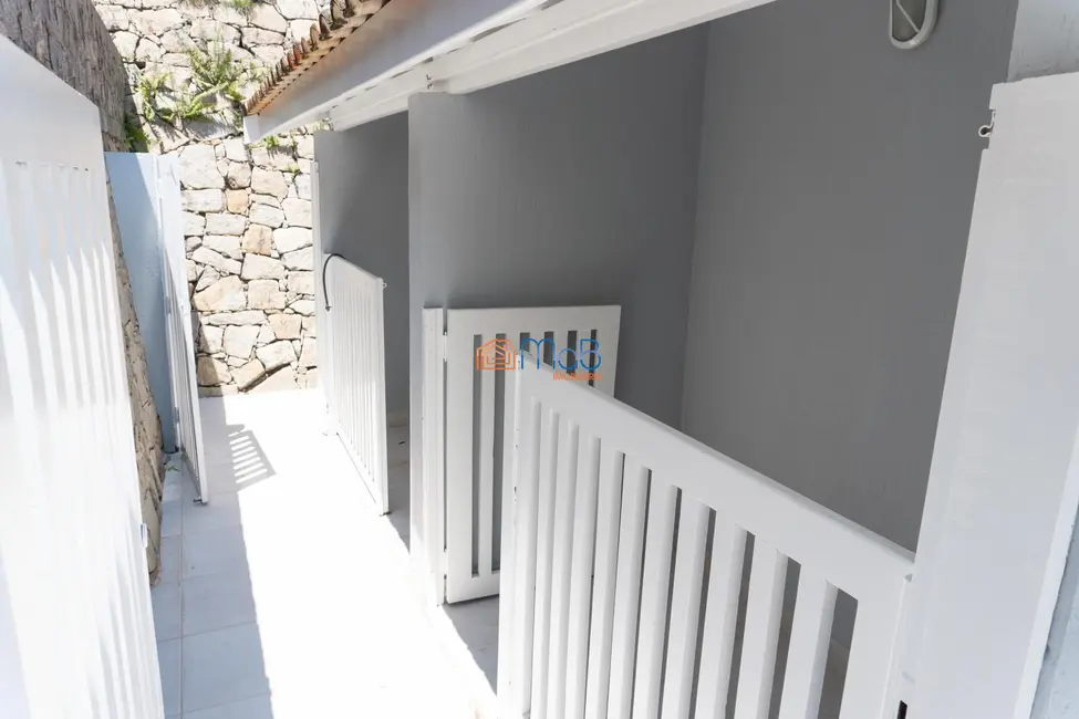 Casa de Condomínio com 5 quartos para alugar, 350m2 em Lagoa, Macae - RJ - imagem 9 Foto 9 de Casa de Condomínio com 5 quartos para alugar, 350m2 em Lagoa, Macae - RJ