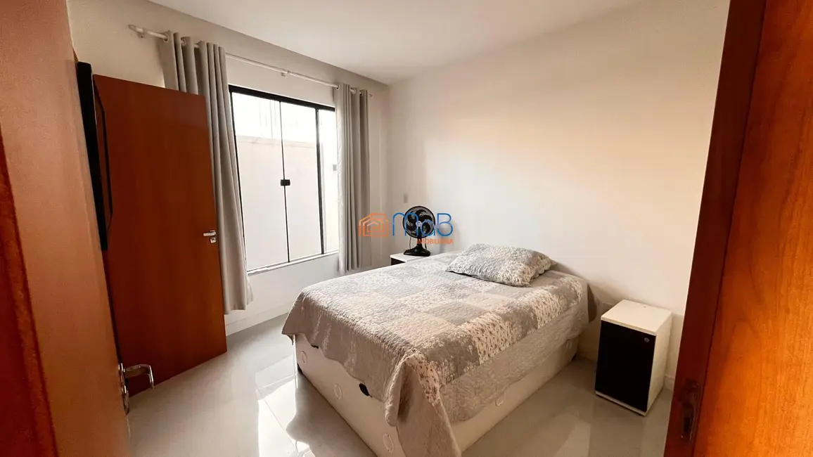 Casa de Condomínio com 4 quartos à venda, 240m2 em Lagoa, Macae - RJ - imagem 7 Foto 7 de Casa de Condomínio com 4 quartos à venda, 240m2 em Lagoa, Macae - RJ