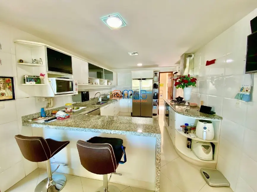 Foto 7 de Casa de Condomínio com 3 quartos à venda, 340m2 em Lagoa, Macae - RJ