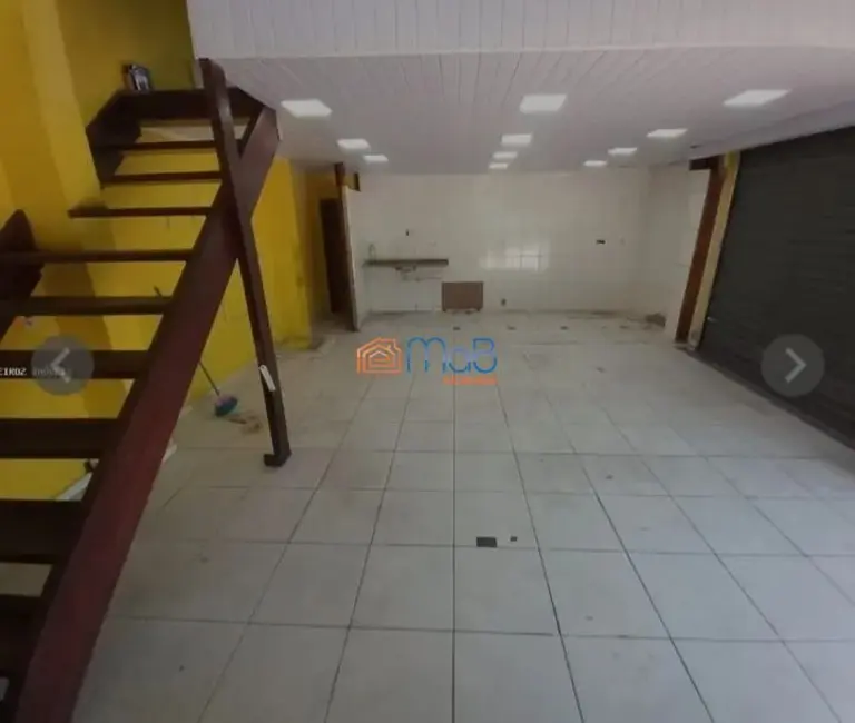 Loja para alugar, 80m2 em Visconde de Araújo, Macae - RJ - imagem 1 Foto 1 de Loja para alugar, 80m2 em Visconde de Araújo, Macae - RJ