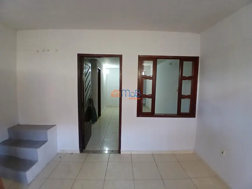 Casa com 2 quartos à venda, 128m2 em Parque Aeroporto, Macae - RJ - imagem 3 Foto 3 de Casa com 2 quartos à venda, 128m2 em Parque Aeroporto, Macae - RJ