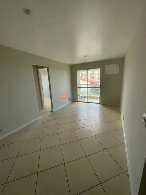 Apartamento com 2 quartos à venda, 74m2 em Imbetiba, Macae - RJ - imagem 3 Foto 3 de Apartamento com 2 quartos à venda, 74m2 em Imbetiba, Macae - RJ