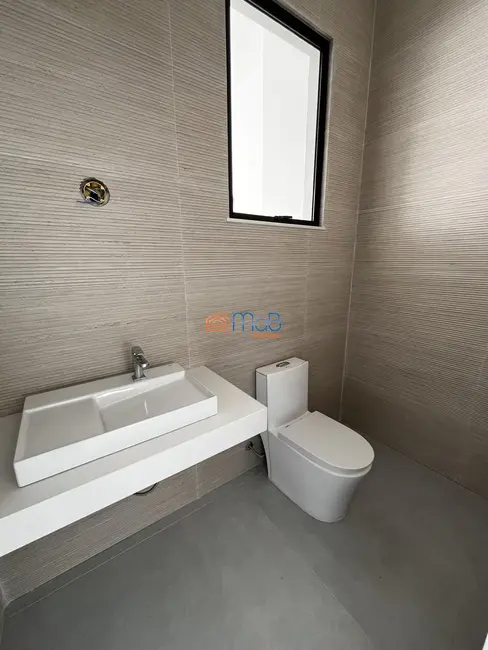 Casa com 4 quartos à venda, 431m2 em Lagoa, Macae - RJ - imagem 4 Foto 4 de Casa com 4 quartos à venda, 431m2 em Lagoa, Macae - RJ