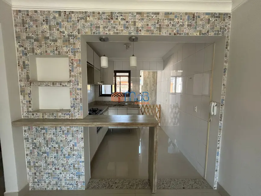 Apartamento com 2 quartos à venda, 69m2 em São Marcos, Macae - RJ - imagem 4 Foto 4 de Apartamento com 2 quartos à venda, 69m2 em São Marcos, Macae - RJ