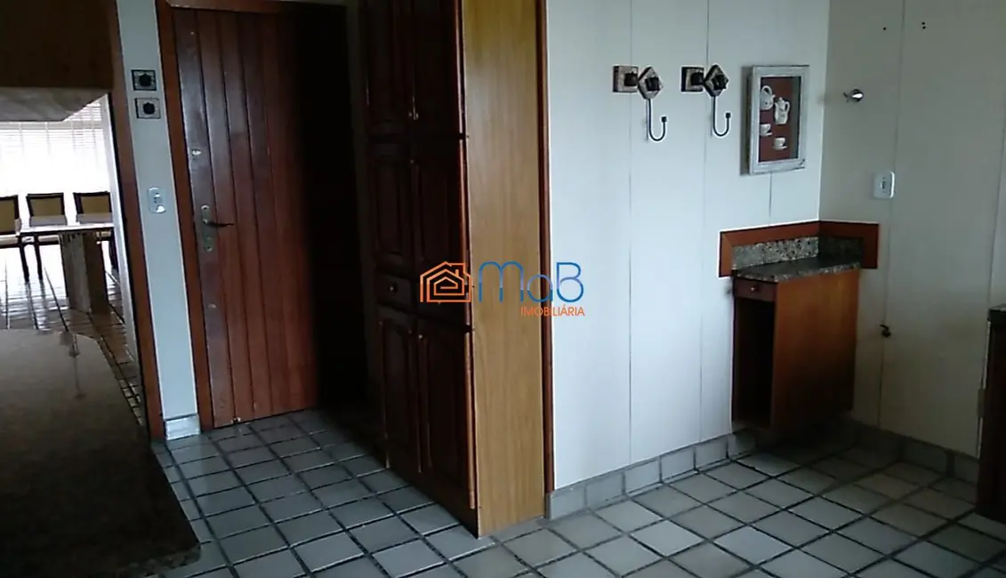 Apartamento com 3 quartos à venda, 150m2 em Braga, Cabo Frio - RJ - imagem 3 Foto 3 de Apartamento com 3 quartos à venda, 150m2 em Braga, Cabo Frio - RJ