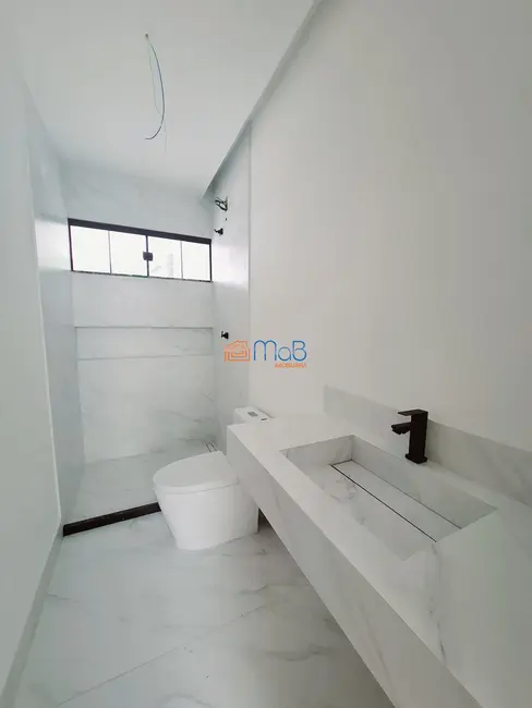 Casa com 3 quartos à venda, 107m2 em Lagoa, Macae - RJ - imagem 8 Foto 8 de Casa com 3 quartos à venda, 107m2 em Lagoa, Macae - RJ