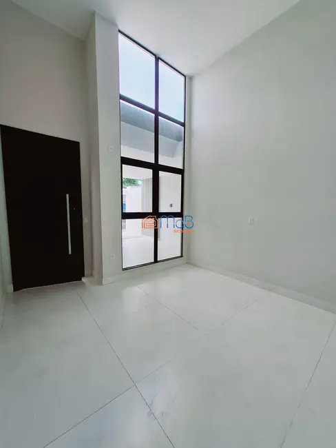 Foto 2 de Casa com 3 quartos à venda, 107m2 em Lagoa, Macae - RJ