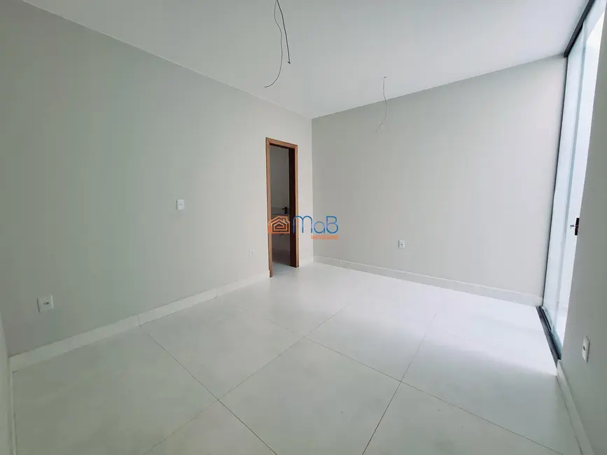 Casa com 3 quartos à venda, 107m2 em Lagoa, Macae - RJ - imagem 6 Foto 6 de Casa com 3 quartos à venda, 107m2 em Lagoa, Macae - RJ