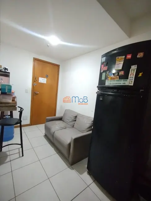 Foto 1 de Loft / Flat com 2 quartos para alugar, 70m2 em Cavaleiros, Macae - RJ
