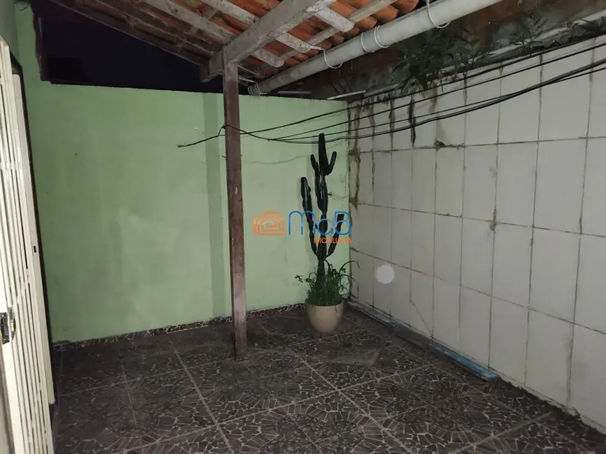Casa com 2 quartos à venda, 400m2 em Sol e Mar, Macae - RJ - imagem 3 Foto 3 de Casa com 2 quartos à venda, 400m2 em Sol e Mar, Macae - RJ