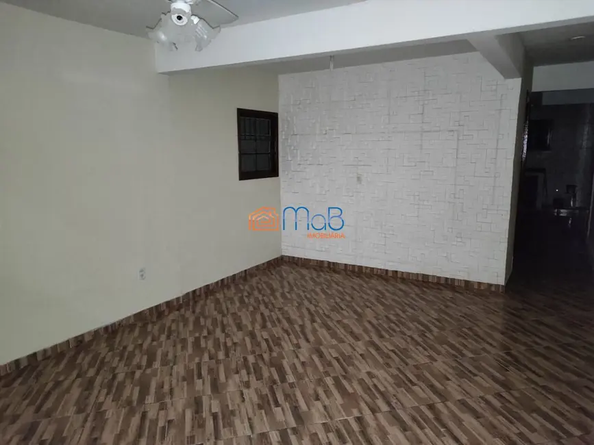 Casa com 2 quartos à venda, 400m2 em Sol e Mar, Macae - RJ - imagem 4 Foto 4 de Casa com 2 quartos à venda, 400m2 em Sol e Mar, Macae - RJ