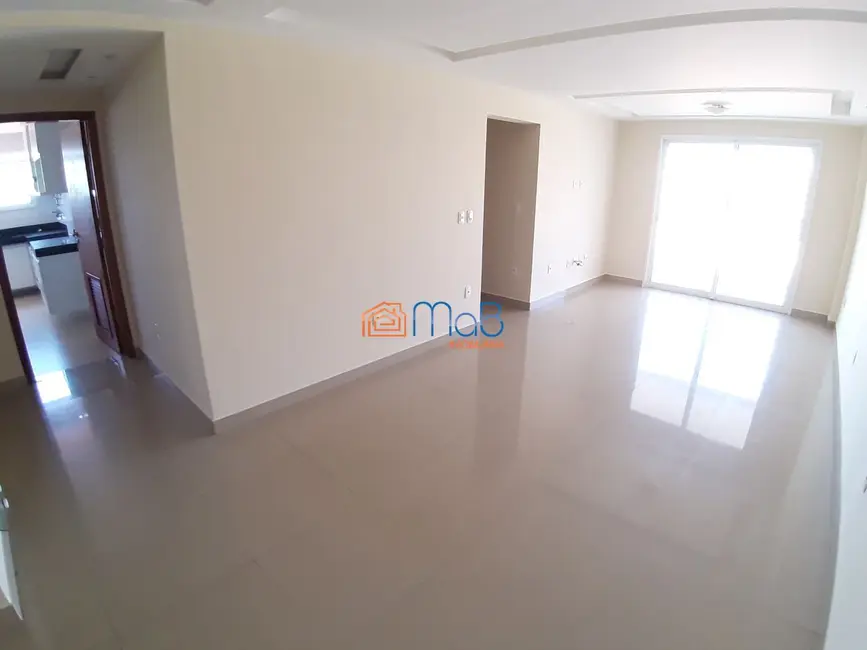 Cobertura com 4 quartos para alugar, 230m2 em Cavaleiros, Macae - RJ - imagem 9 Foto 9 de Cobertura com 4 quartos para alugar, 230m2 em Cavaleiros, Macae - RJ
