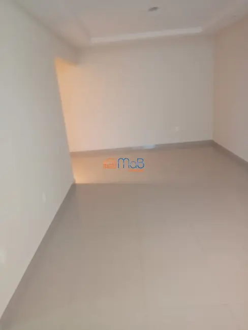 Apartamento com 3 quartos para alugar, 120m2 em Cavaleiros, Macae - RJ - imagem 3 Foto 3 de Apartamento com 3 quartos para alugar, 120m2 em Cavaleiros, Macae - RJ