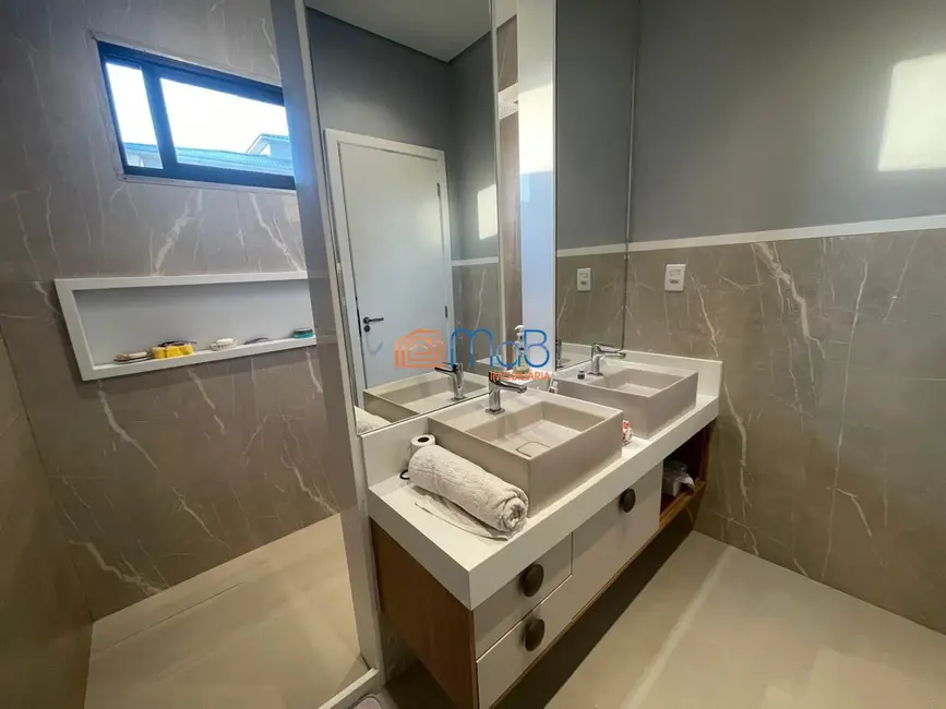 Foto 7 de Casa de Condomínio com 3 quartos à venda, 180m2 em Alphaville, Rio Das Ostras - RJ