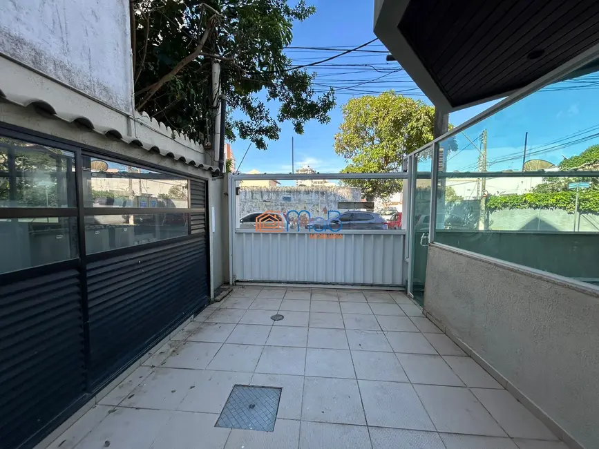 Foto 2 de Sala Comercial com 1 quarto para alugar, 30m2 em Imbetiba, Macae - RJ