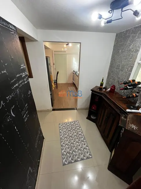 Foto 2 de Casa de Condomínio com 3 quartos à venda, 120m2 em Glória, Macae - RJ