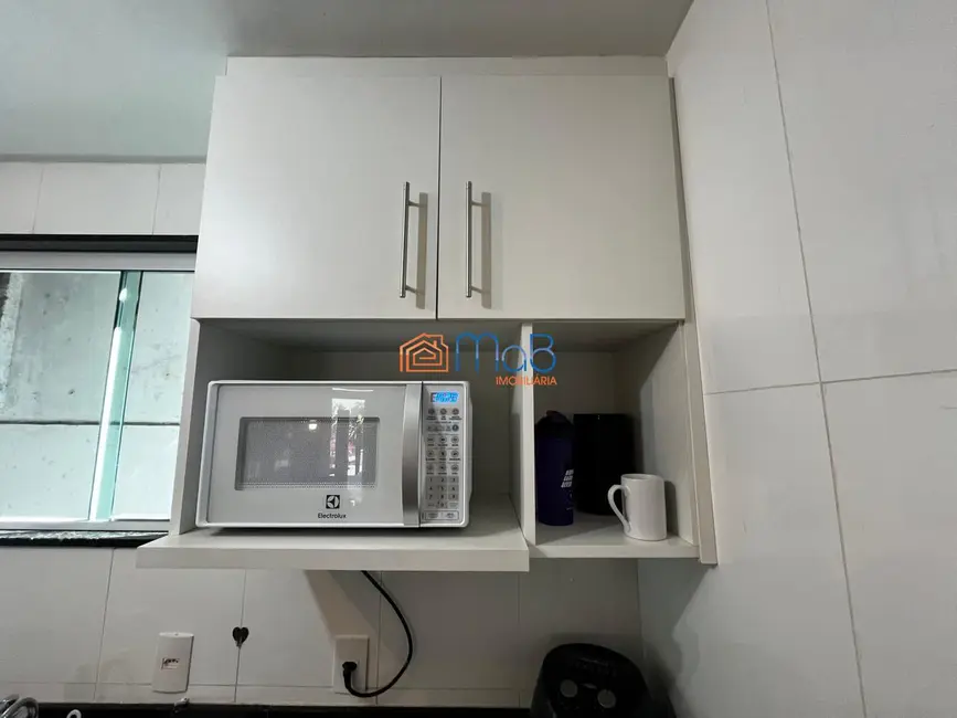 Casa de Condomínio com 3 quartos à venda, 120m2 em Glória, Macae - RJ - imagem 4 Foto 4 de Casa de Condomínio com 3 quartos à venda, 120m2 em Glória, Macae - RJ