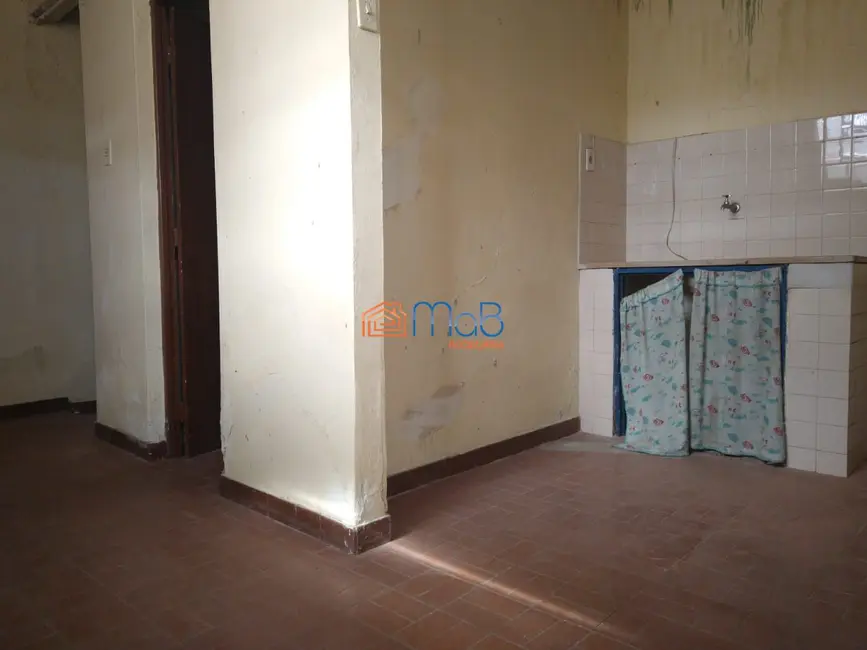 Loja com 2 quartos para alugar, 80m2 em Centro, Macae - RJ - imagem 9 Foto 9 de Loja com 2 quartos para alugar, 80m2 em Centro, Macae - RJ