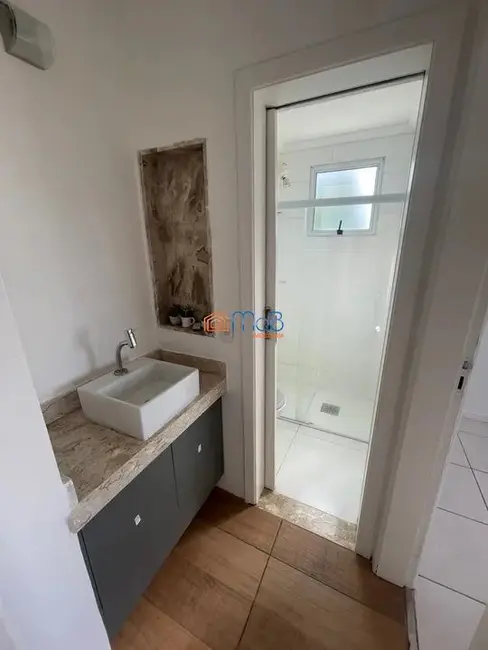 Apartamento com 3 quartos à venda, 72m2 em Lagoa, Macae - RJ - imagem 4 Foto 4 de Apartamento com 3 quartos à venda, 72m2 em Lagoa, Macae - RJ