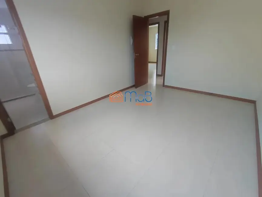 Foto 2 de Casa de Condomínio com 3 quartos à venda, 110m2 em Granja dos Cavaleiros, Macae - RJ