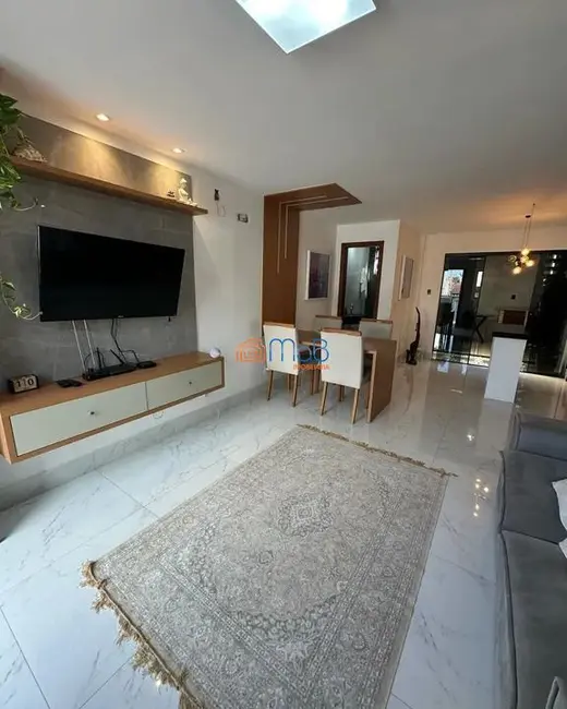 Foto 3 de Casa com 2 quartos à venda, 90m2 em Riviera Fluminense, Macae - RJ