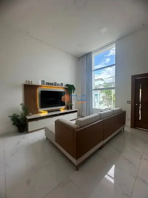 Casa de Condomínio com 3 quartos à venda, 180m2 em Lagoa, Macae - RJ - imagem 2 Foto 2 de Casa de Condomínio com 3 quartos à venda, 180m2 em Lagoa, Macae - RJ