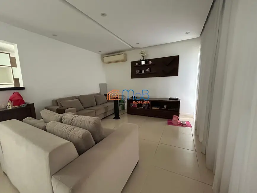 Casa de Condomínio com 3 quartos para alugar, 165m2 em Alphaville, Rio Das Ostras - RJ - imagem 3 Foto 3 de Casa de Condomínio com 3 quartos para alugar, 165m2 em Alphaville, Rio Das Ostras - RJ