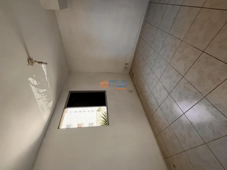 Apartamento com 3 quartos para alugar, 65m2 em Granja dos Cavaleiros, Macae - RJ - imagem 9 Foto 9 de Apartamento com 3 quartos para alugar, 65m2 em Granja dos Cavaleiros, Macae - RJ