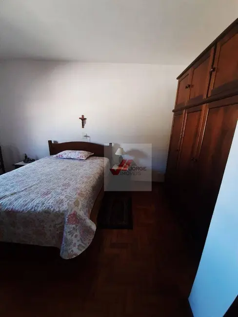 Foto 9 de Casa com 2 quartos à venda, 250m2 em Jardim das Laranjeiras, Braganca Paulista - SP