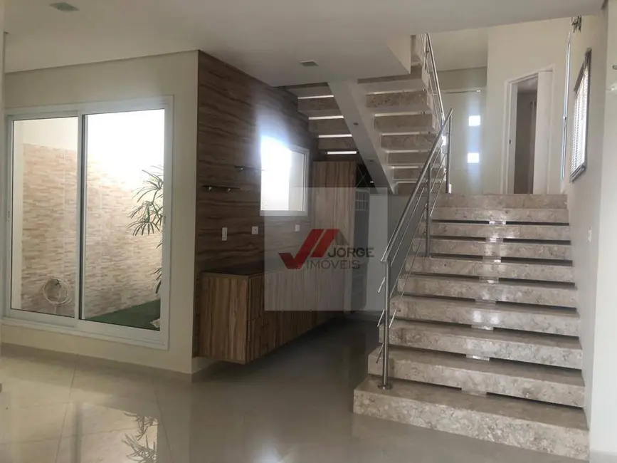 Foto 3 de Casa de Condomínio com 3 quartos à venda, 360m2 em Braganca Paulista - SP