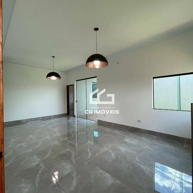 Casa com 2 quartos à venda, 225m2 em Parque Residencial Rita Vieira, Campo Grande - MS - imagem 4 Foto 4 de Casa com 2 quartos à venda, 225m2 em Parque Residencial Rita Vieira, Campo Grande - MS