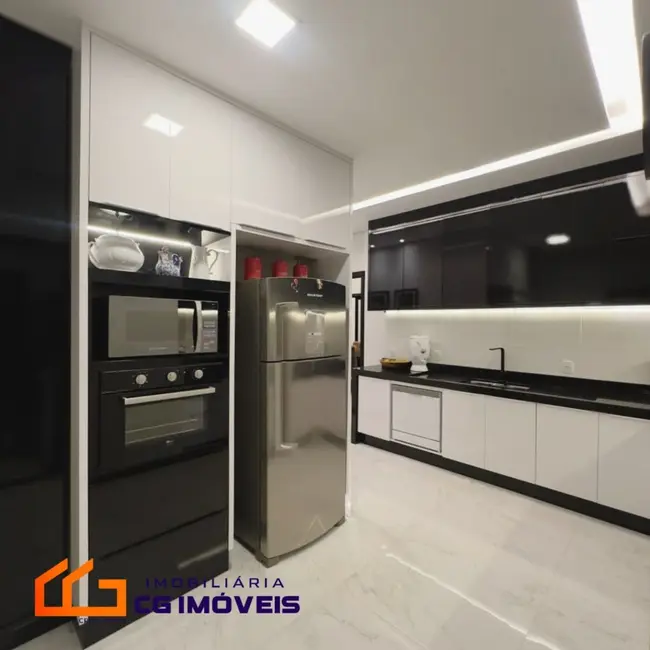 Casa de Condomínio com 3 quartos à venda, 371m2 em Campo Grande - MS - imagem 4 Foto 4 de Casa de Condomínio com 3 quartos à venda, 371m2 em Campo Grande - MS