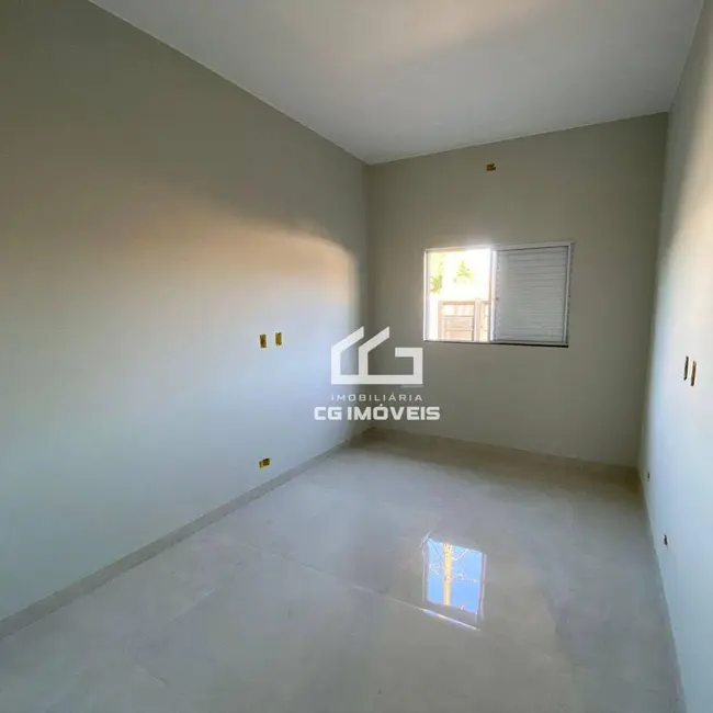 Casa com 3 quartos à venda, 180m2 em Conjunto Aero Rancho, Campo Grande - MS - imagem 7 Foto 7 de Casa com 3 quartos à venda, 180m2 em Conjunto Aero Rancho, Campo Grande - MS