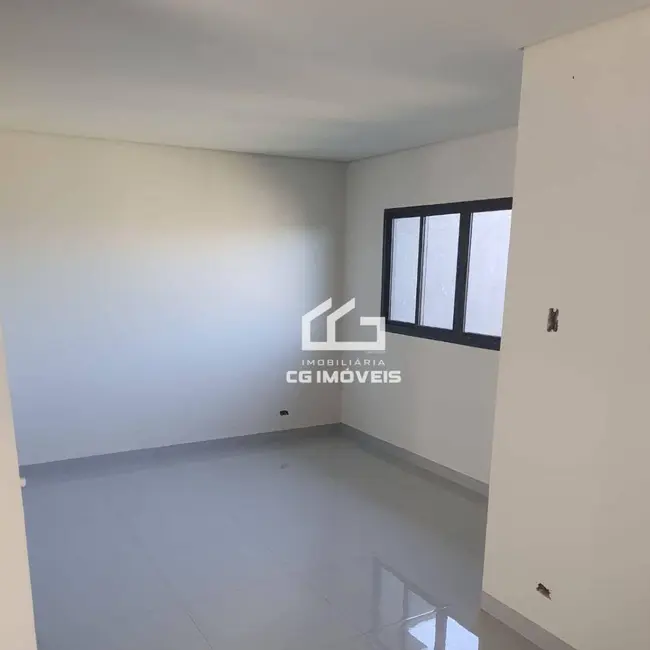 Sobrado com 3 quartos à venda, 150m2 em Campo Grande - MS - imagem 9 Foto 9 de Sobrado com 3 quartos à venda, 150m2 em Campo Grande - MS