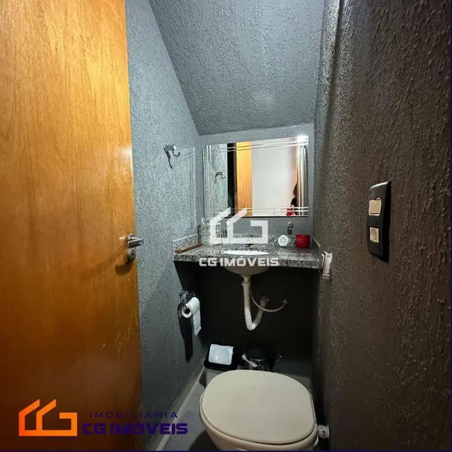 Sobrado com 2 quartos à venda, 120m2 em Jardim Presidente, Campo Grande - MS - imagem 4 Foto 4 de Sobrado com 2 quartos à venda, 120m2 em Jardim Presidente, Campo Grande - MS
