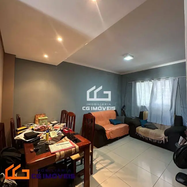 Sobrado com 2 quartos à venda, 120m2 em Jardim Presidente, Campo Grande - MS - imagem 3 Foto 3 de Sobrado com 2 quartos à venda, 120m2 em Jardim Presidente, Campo Grande - MS