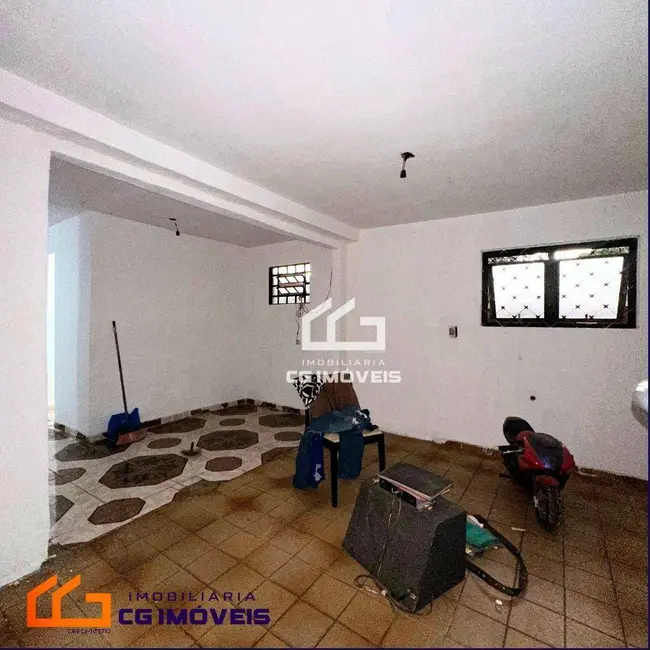Casa com 3 quartos à venda, 250m2 em Campo Grande - MS - imagem 3 Foto 3 de Casa com 3 quartos à venda, 250m2 em Campo Grande - MS