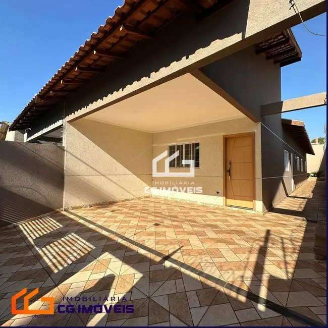 Foto 2 de Casa com 3 quartos à venda, 180m2 em Morada Verde, Campo Grande - MS