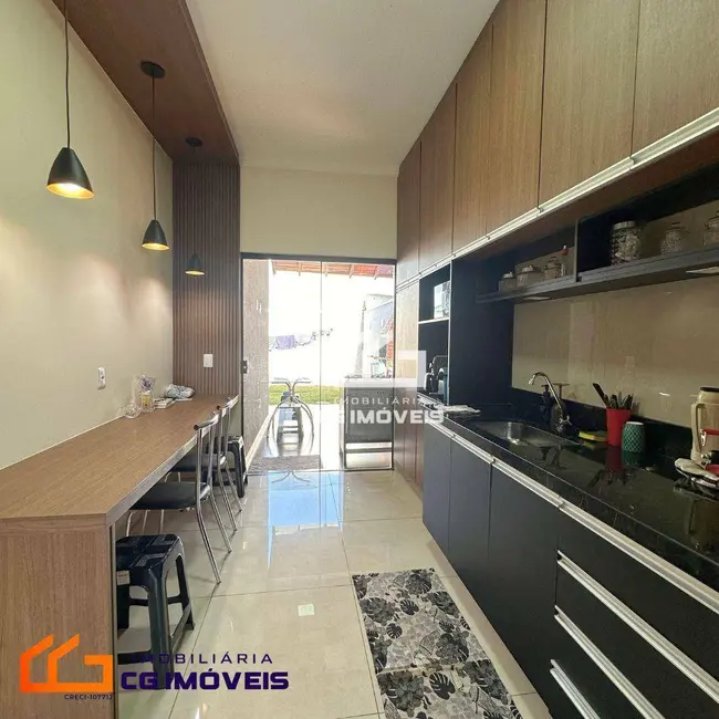 Casa com 3 quartos à venda, 97m2 em Universitário, Campo Grande - MS - imagem 4 Foto 4 de Casa com 3 quartos à venda, 97m2 em Universitário, Campo Grande - MS
