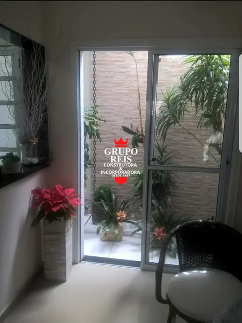 Casa de Condomínio com 3 quartos à venda, 150m2 em Vila Romero, São Paulo - SP - imagem 4 Foto 4 de Casa de Condomínio com 3 quartos à venda, 150m2 em Vila Romero, São Paulo - SP