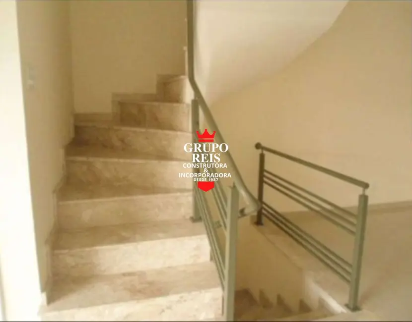 Casa de Condomínio com 3 quartos à venda, 150m2 em Vila Romero, São Paulo - SP - imagem 8 Foto 8 de Casa de Condomínio com 3 quartos à venda, 150m2 em Vila Romero, São Paulo - SP