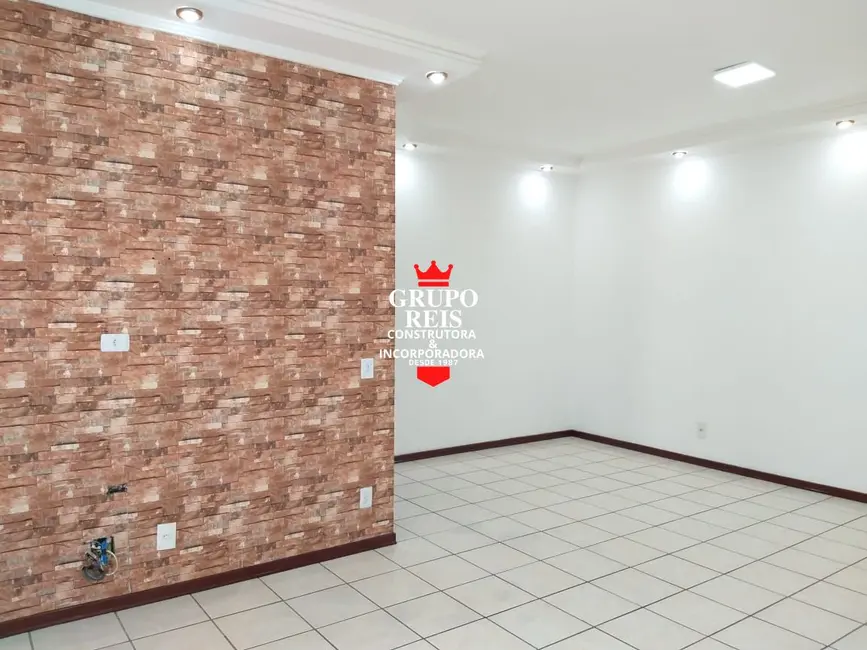 Foto 8 de Apartamento com 3 quartos à venda, 120m2 em Guilhermina, Praia Grande - SP